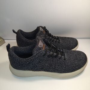 Woolloomooloo Shirley Grey Merino Wool Sneakers Shoes Women's sz 9(40).